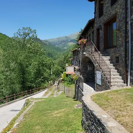 Appartement Batllo, Entorno Acojedor Y Romantico Molló